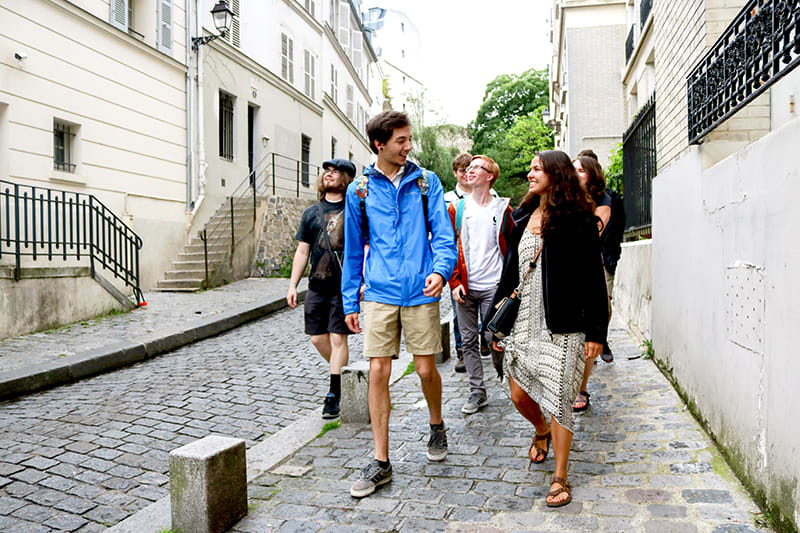 students on humanities tour